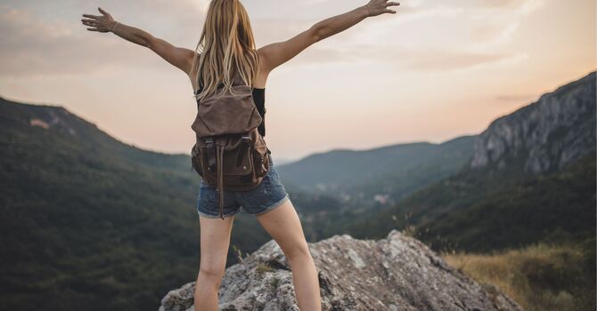 What's Going On When Your Hips Are Making Noise? image